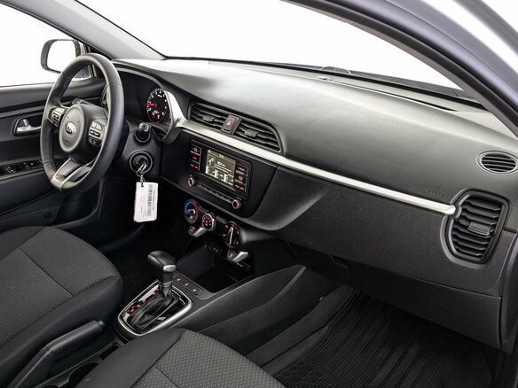 2021 Kia Rio IV Рестайлинг, серебристый, 1690000 рублей - вид 12