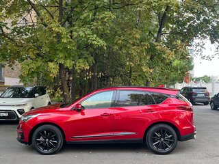2020 Acura RDX III, красный, 3550000 рублей, вид 4