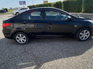 2011 Hyundai Solaris I, чёрный, 820000 рублей, вид 5