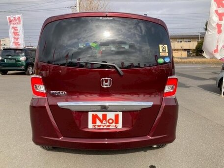 2015 Honda Freed I Рестайлинг 2, пурпурный, 880000 рублей, вид 5
