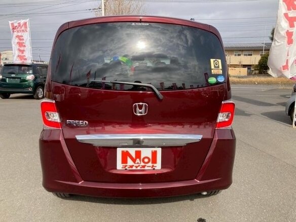 2015 Honda Freed I Рестайлинг 2, пурпурный, 880000 рублей - вид 4