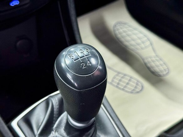 2016 Hyundai Solaris I Рестайлинг, белый, 799000 рублей - вид 8