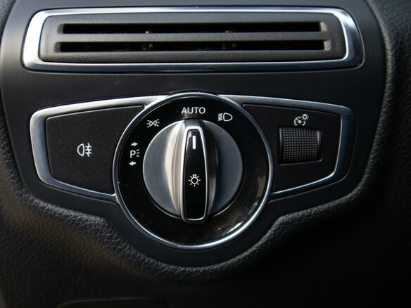2014 Mercedes-Benz C-Класс 180 IV (W205), чёрный, 1679000 рублей - вид 15