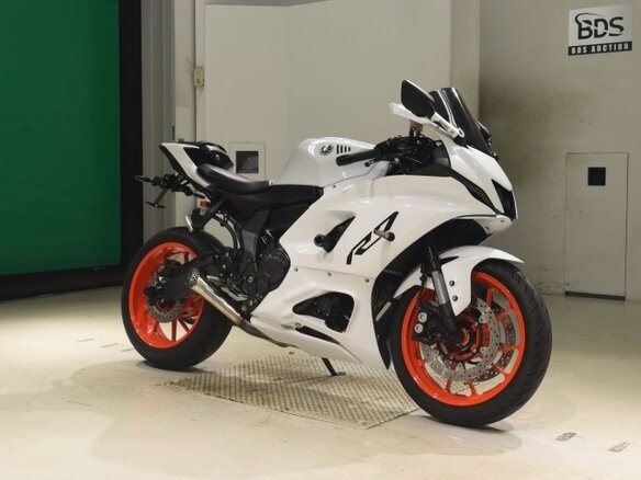 2023 Yamaha YZF-R7, белый, 849000 рублей - вид 2