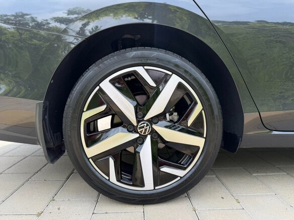2023 Volkswagen Lamando L II, чёрный, 1710005 рублей - вид 11