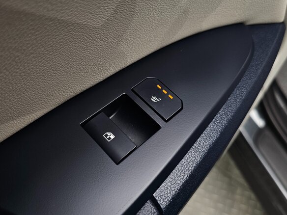2025 Kia Sportage V Рестайлинг, серый, 4270000 рублей - вид 24