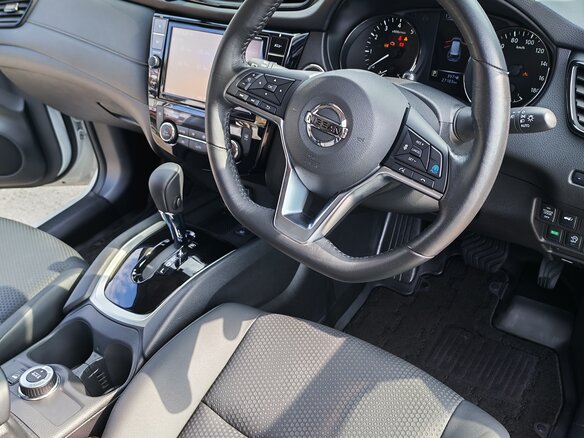 2019 Nissan X-Trail III, белый, 2820000 рублей - вид 14
