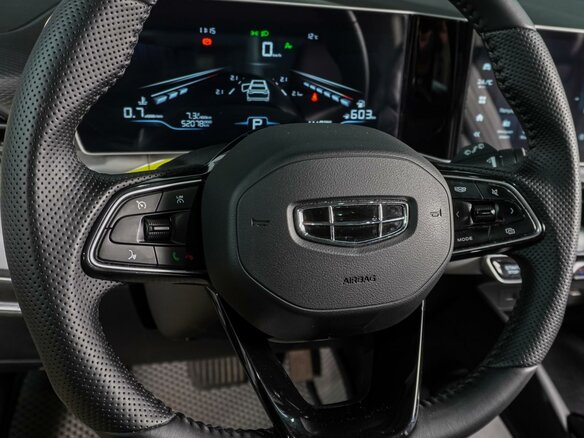 2024 Geely Coolray (Binyue Cool) I Рестайлинг, белый, 2049000 рублей - вид 17