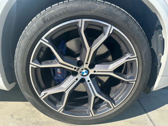 2021 BMW X5 40i IV (G05/G18), белый, 8590000 рублей - вид 33