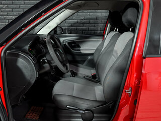 2010 Skoda Fabia II, красный, 290000 рублей, вид 5
