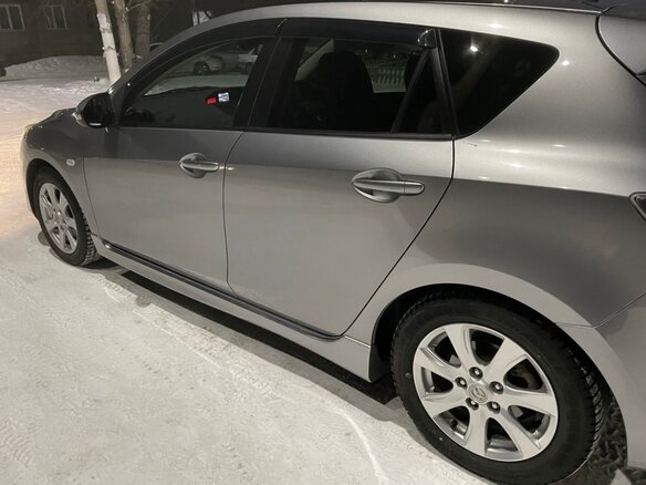 2010 Mazda Axela II, серебристый, 1000000 рублей - вид 3
