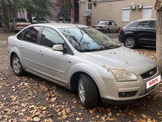 2007 Ford Focus II Рестайлинг, серебристый, 350000 рублей, вид 4