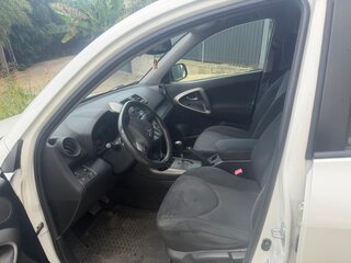 2011 Toyota RAV4 III (XA30) Рестайлинг, белый, 1350000 рублей, вид 5