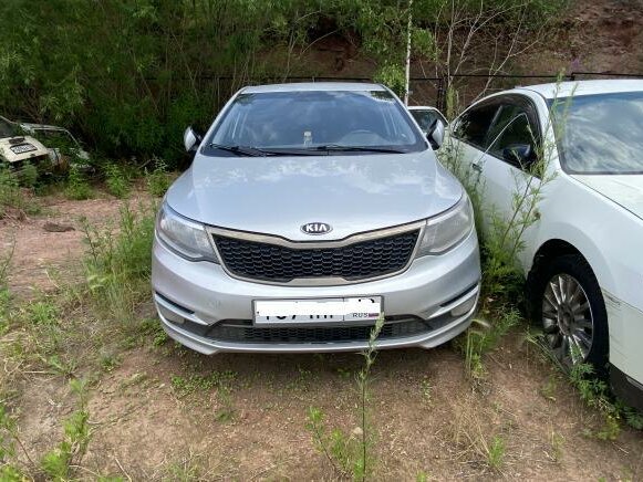2016 Kia Rio III Рестайлинг, серебристый, 443000 рублей