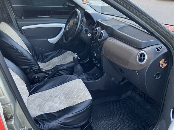 2015 Lada (ВАЗ) Largus I, красный, 658000 рублей - вид 7