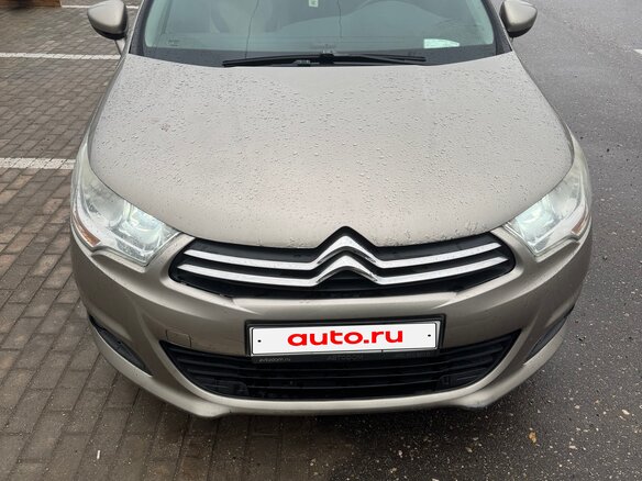 2012 Citroen C4 II, бежевый, 500000 рублей