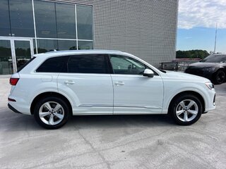 2026 Audi Q7 45 TFSI II (4M) Рестайлинг 2, белый, 8381575 рублей, вид 5