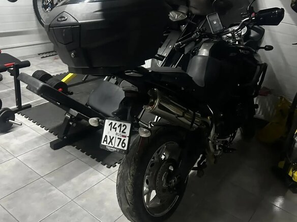 2008 Triumph Tiger 1050, чёрный, 480000 рублей - вид 3