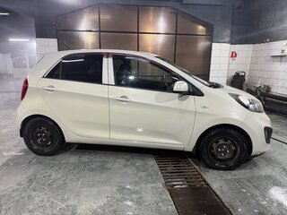 2012 Kia Picanto II, бежевый, 900000 рублей, вид 3