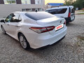 2018 Toyota Camry VIII (XV70), белый, 2950000 рублей - вид 3