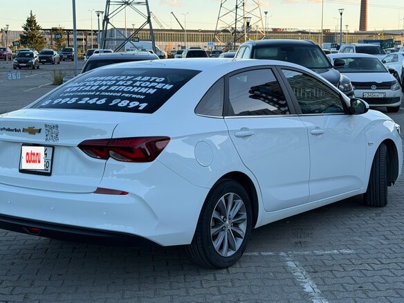 2022 Chevrolet Monza II, белый, 1400000 рублей - вид 2