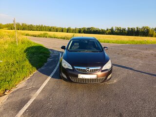 2012 Opel Astra J Рестайлинг, коричневый, 625000 рублей, вид 2