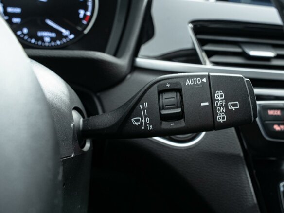 2021 BMW X1 18i sDrive II (F48) Рестайлинг, синий, 2490000 рублей - вид 18