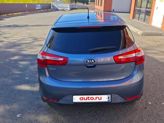 2013 Kia Rio 5-speed III, голубой, 680000 рублей, вид 5