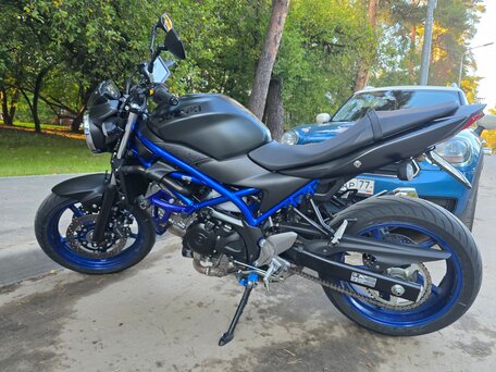 2021 Suzuki SV 650, чёрный, 665000 рублей, вид 2