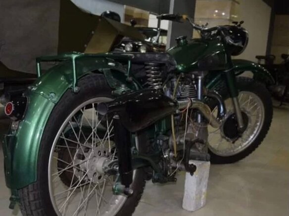 1933 Другие Мотоциклы (другие), зелёный, 800000 рублей - вид 1