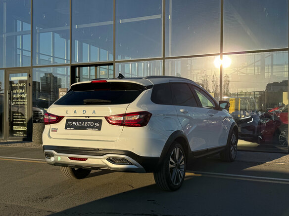 2023 Lada (ВАЗ) Vesta SW Cross I Рестайлинг (NG), белый, 1320000 рублей - вид 3