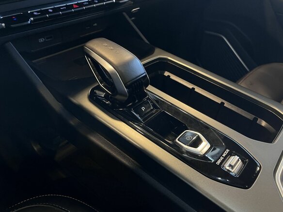 2023 Geely Okavango I Рестайлинг, серый, 3176000 рублей - вид 29