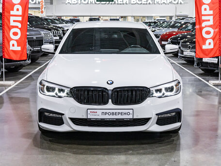 2017 BMW 5 серии 520d xDrive VII (G30/G31/G38), белый, 3049700 рублей, вид 3