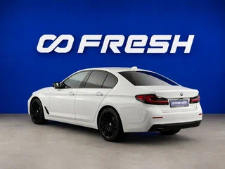 2020 BMW 5 серии 530i xDrive VII (G30/G31/G38) Рестайлинг, белый, 4199896 рублей, вид 2