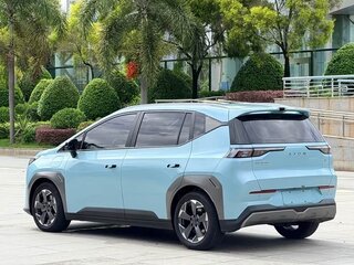2023 Aion Y Plus 64 kWh, голубой, 1340000 рублей, вид 3