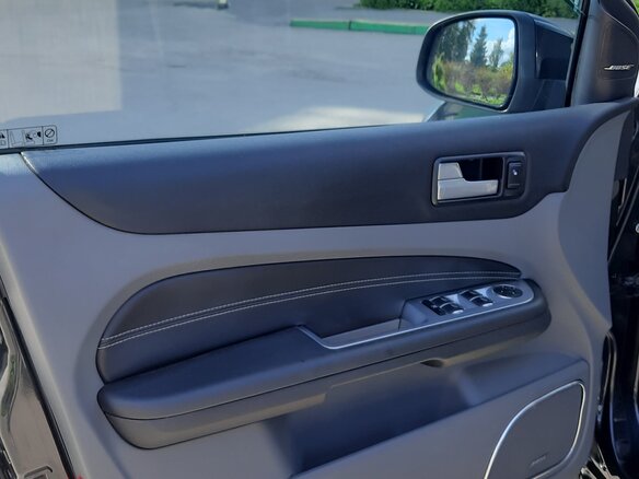 2008 Ford Focus II Рестайлинг, чёрный, 620000 рублей - вид 12