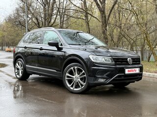 2017 Volkswagen Tiguan II, чёрный, 2150000 рублей, вид 1
