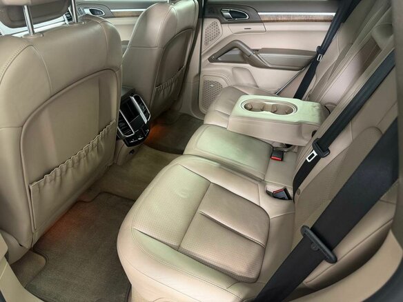 2013 Porsche Cayenne S II (958), белый, 2999000 рублей - вид 12