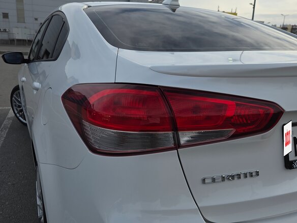 2017 Kia Cerato III Рестайлинг (Classic), белый, 1590000 рублей - вид 26