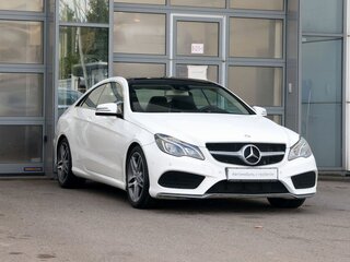 2015 Mercedes-Benz E-Класс 200 IV (W212, S212, C207) Рестайлинг, белый, 2200000 рублей, вид 3