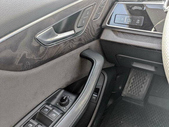 2018 Audi Q8 55 TFSI I (4M), оранжевый, 5150000 рублей - вид 25