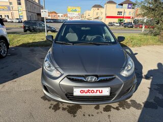 2012 Hyundai Solaris I, серый, 695000 рублей, вид 2