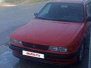 1988 Mitsubishi Galant VI, красный, 900000 рублей, вид 3