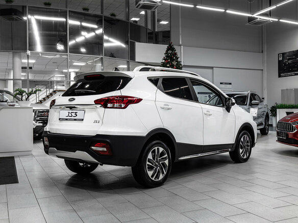 2024 JAC JS3, белый, 1889000 рублей - вид 2