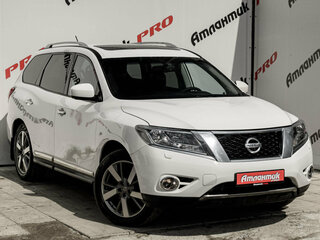 2016 Nissan Pathfinder IV, белый, 1640000 рублей, вид 3