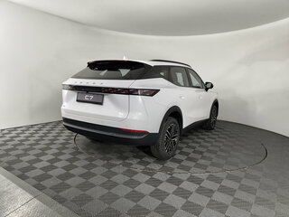 2026 Omoda C7, белый, 3099000 рублей, вид 4