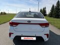 2020 Kia Rio IV Рестайлинг, белый, 2100000 рублей - вид 4