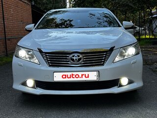 2013 Toyota Camry VII (XV50), белый, 1800000 рублей, вид 1
