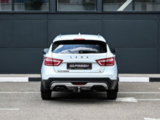 2019 Lada (ВАЗ) Vesta SW Cross I, белый, 989000 рублей, вид 4