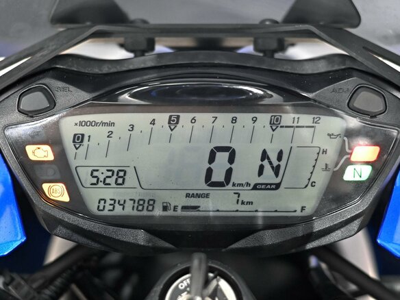 2018 Suzuki SV 650, белый, 577000 рублей - вид 8